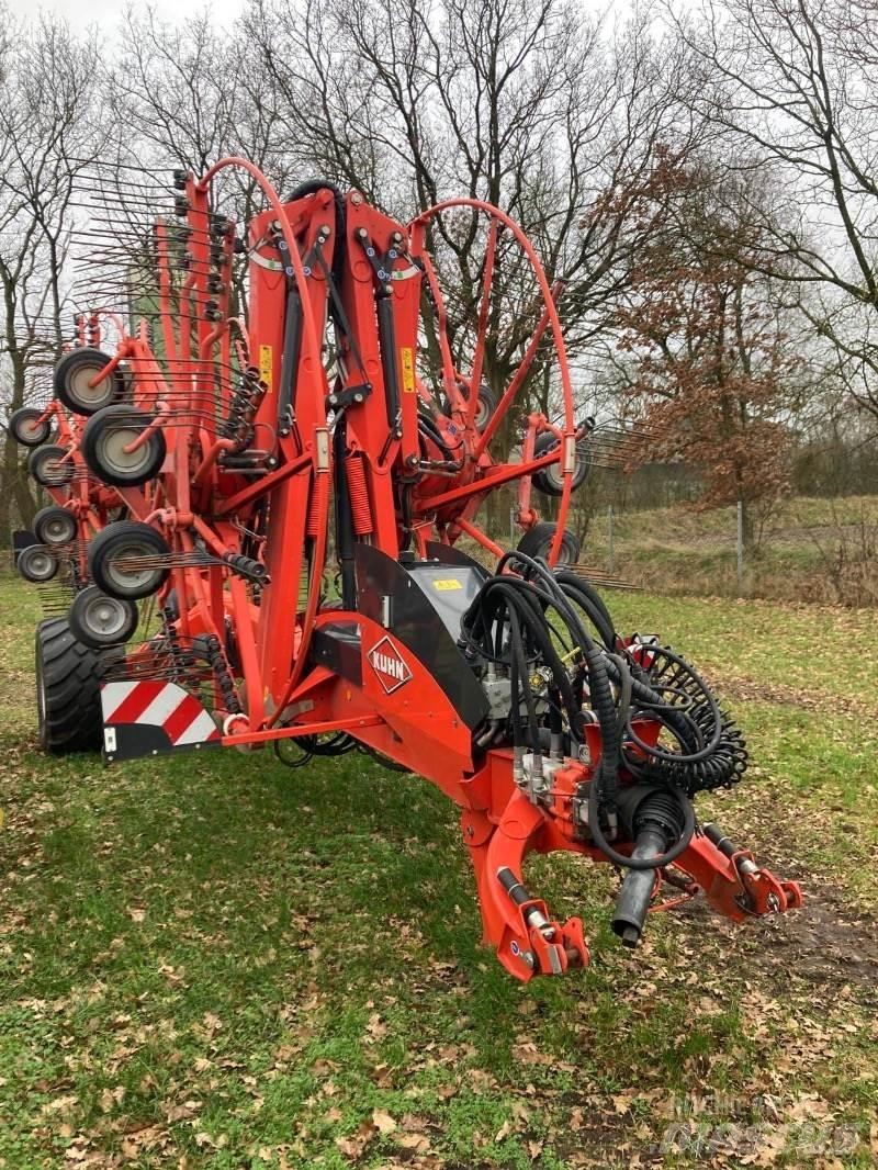 Kuhn GA 13131 Swathers
