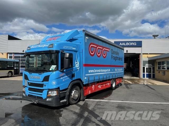 Scania P 370 Curtain sider trucks