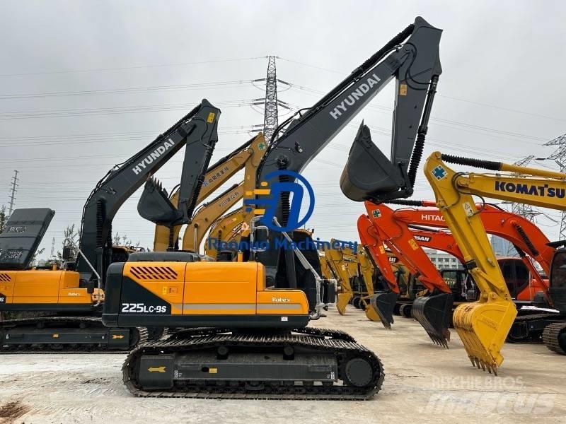 Hyundai 225LC-9S Crawler excavators
