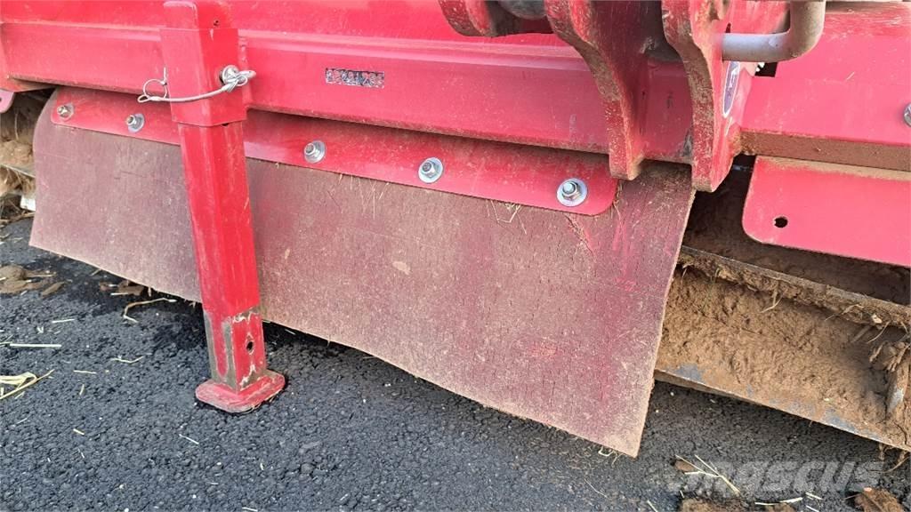 Horsch CULTRO 3 TC Farm machinery