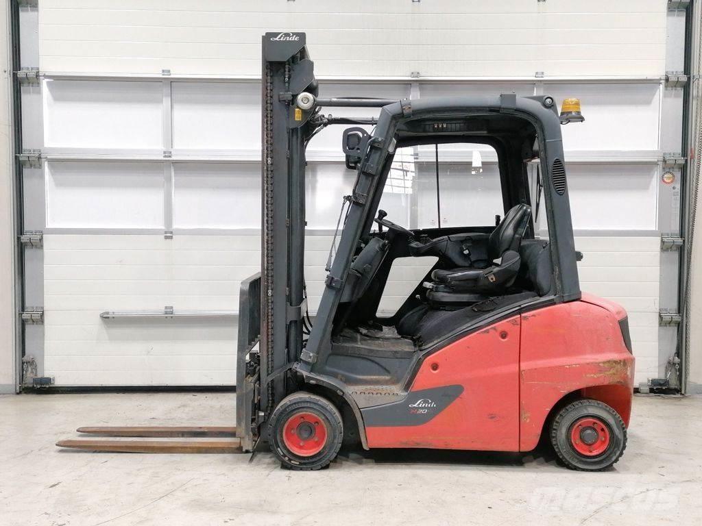 Linde H20D-01 Diesel trucks