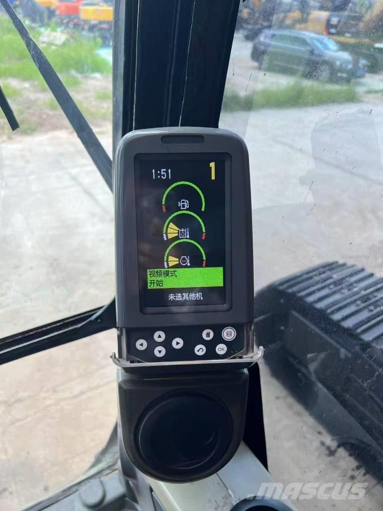 CAT 323 D L Crawler excavators