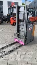 Still EXD-SF20 Pedestrian stacker
