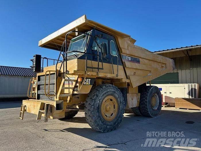 CAT 771D Site dumpers