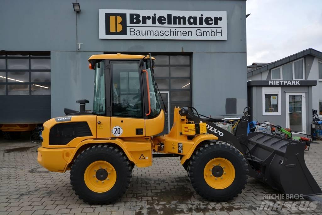 Volvo L 30 H Wheel loaders
