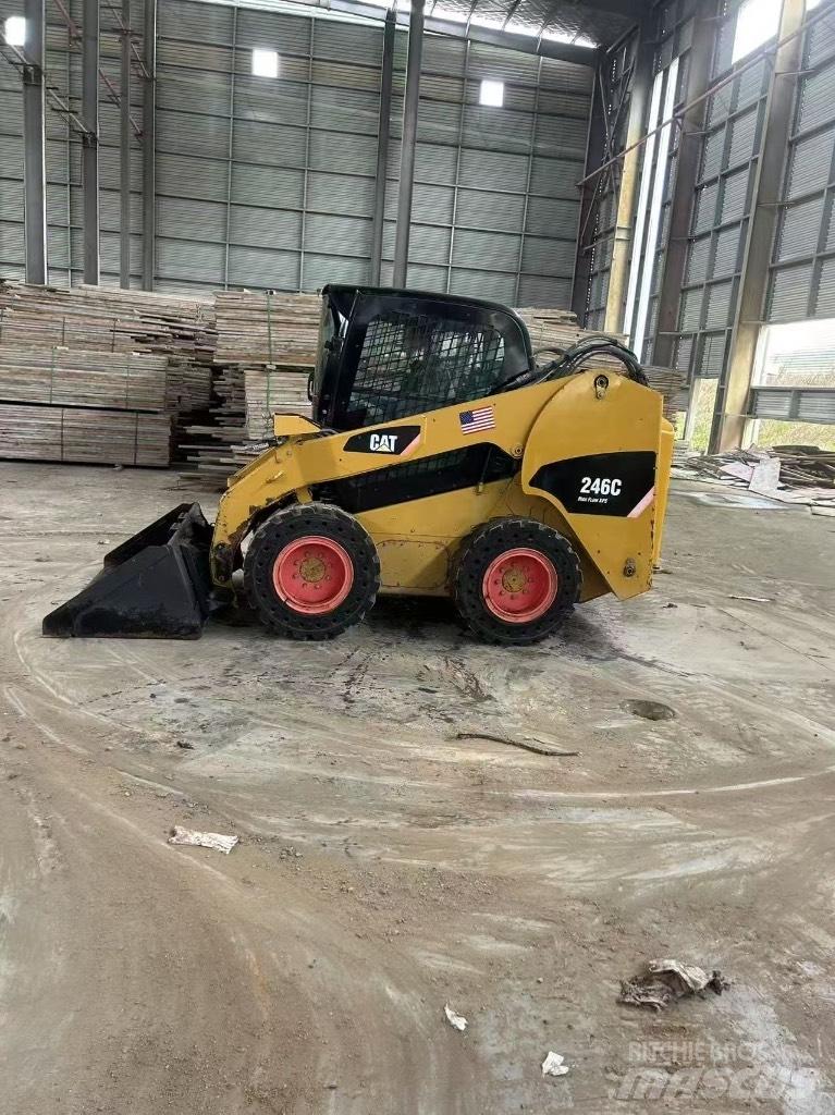 CAT 246 C Skid steer loaders