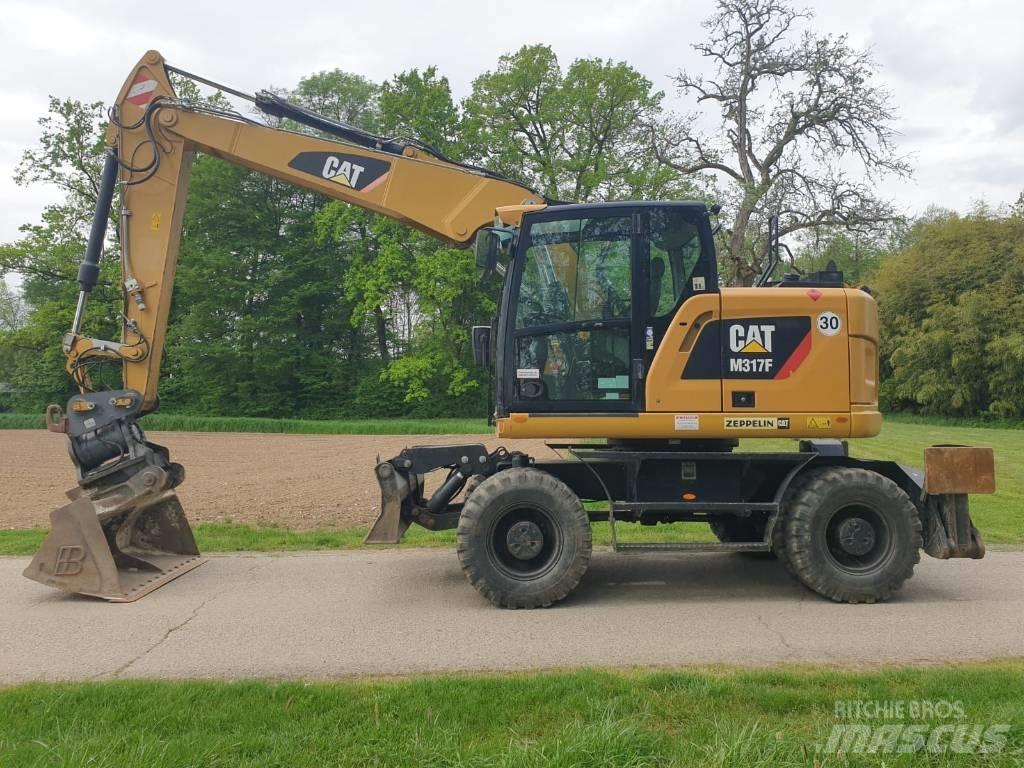 CAT M 317 F Wheeled excavators
