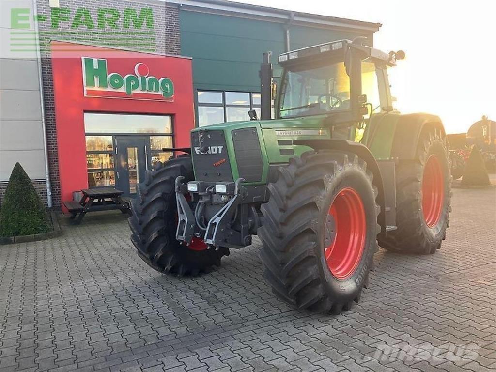 Fendt 824 Tractors