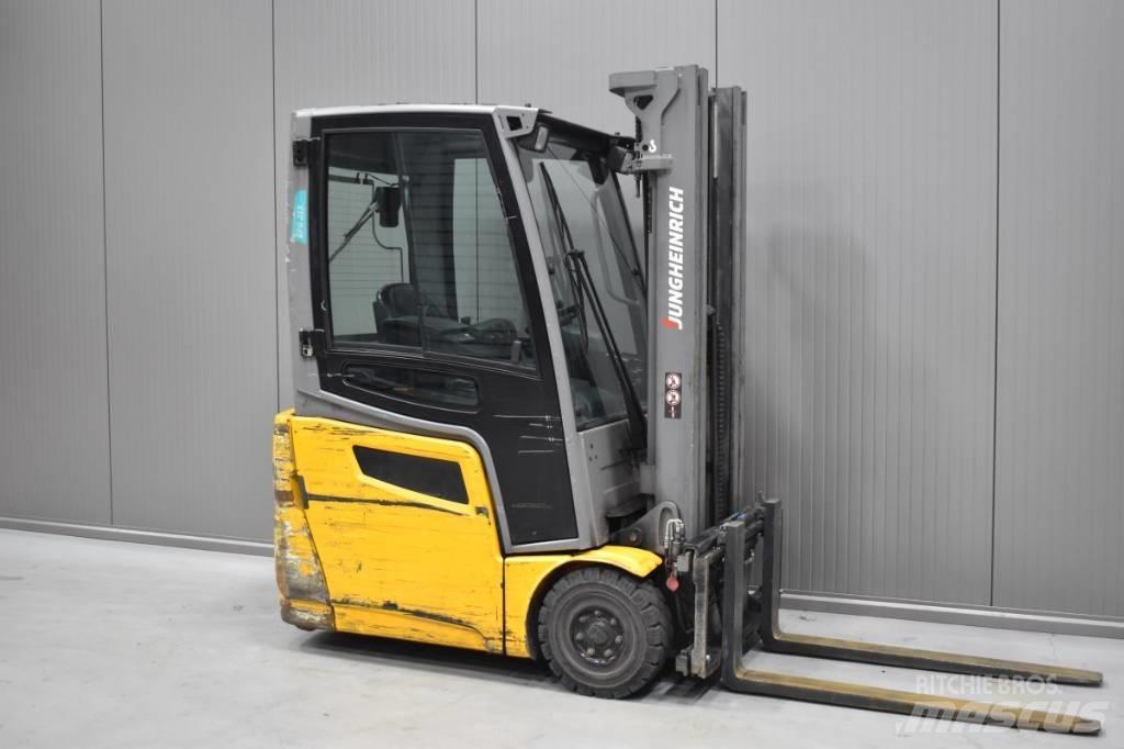 Jungheinrich EFG 215 Electric forklift trucks