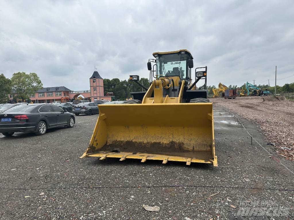 SDLG L956F Wheel loaders