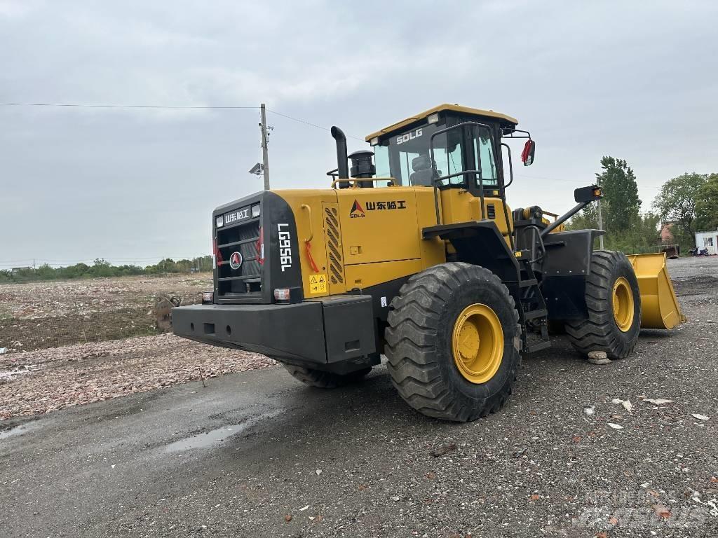 SDLG L956F Wheel loaders