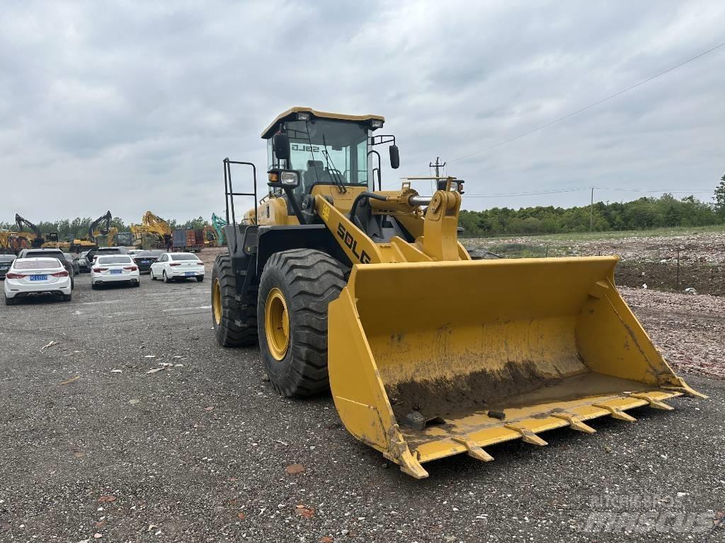 SDLG L956F Wheel loaders