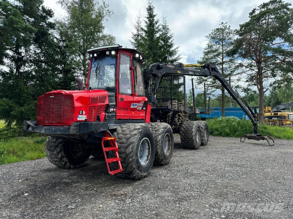 Komatsu 895 Forwarders