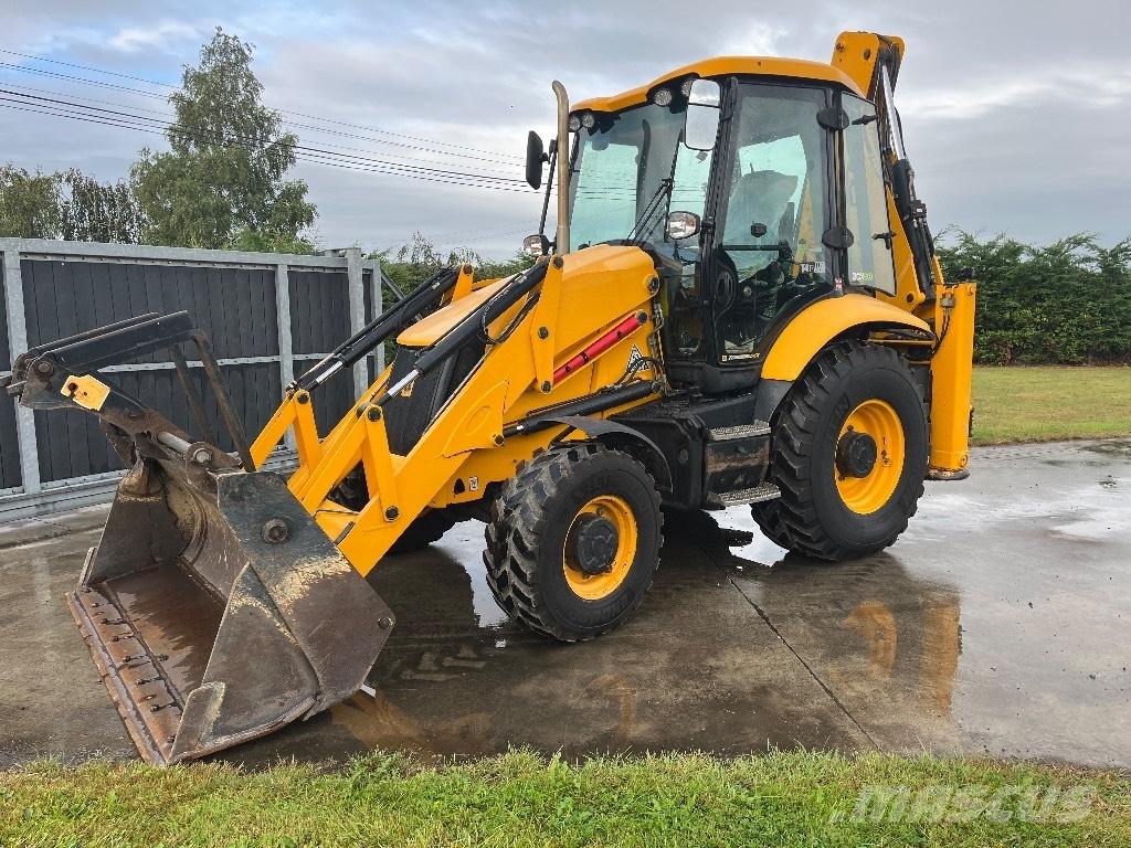 JCB 3CX Backhoe
