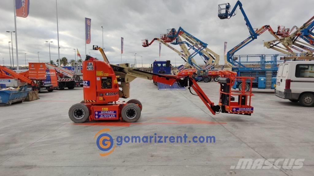 JLG E 300 AJP Articulated boom lifts