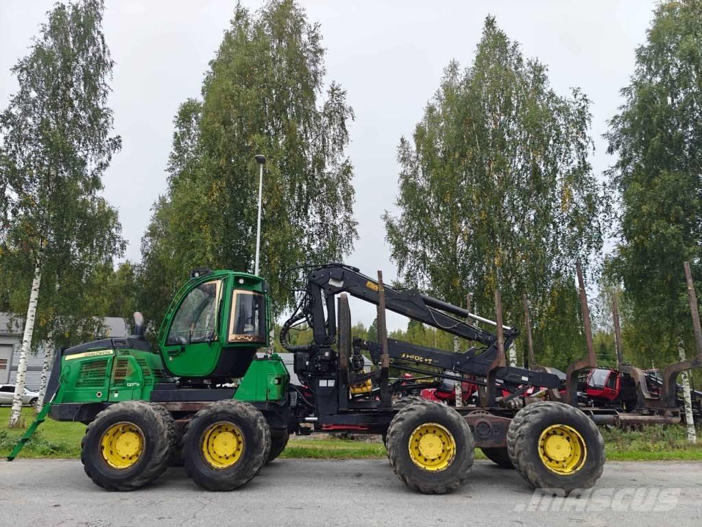 John Deere 1210 E Forwarders