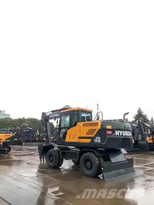 Hyundai HW 155 Crawler excavators