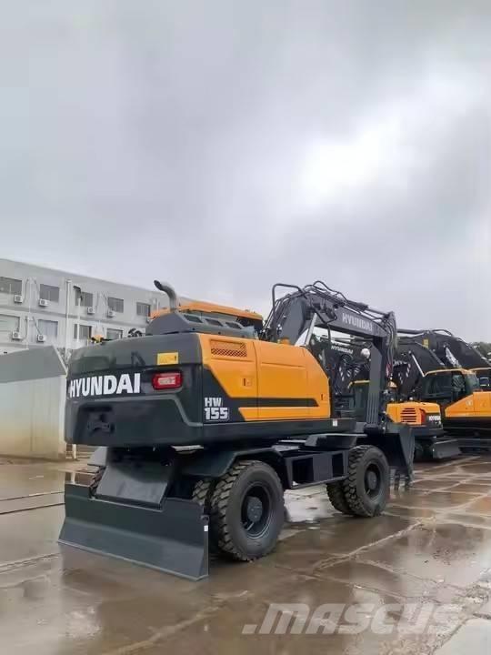 Hyundai HW 155 Crawler excavators