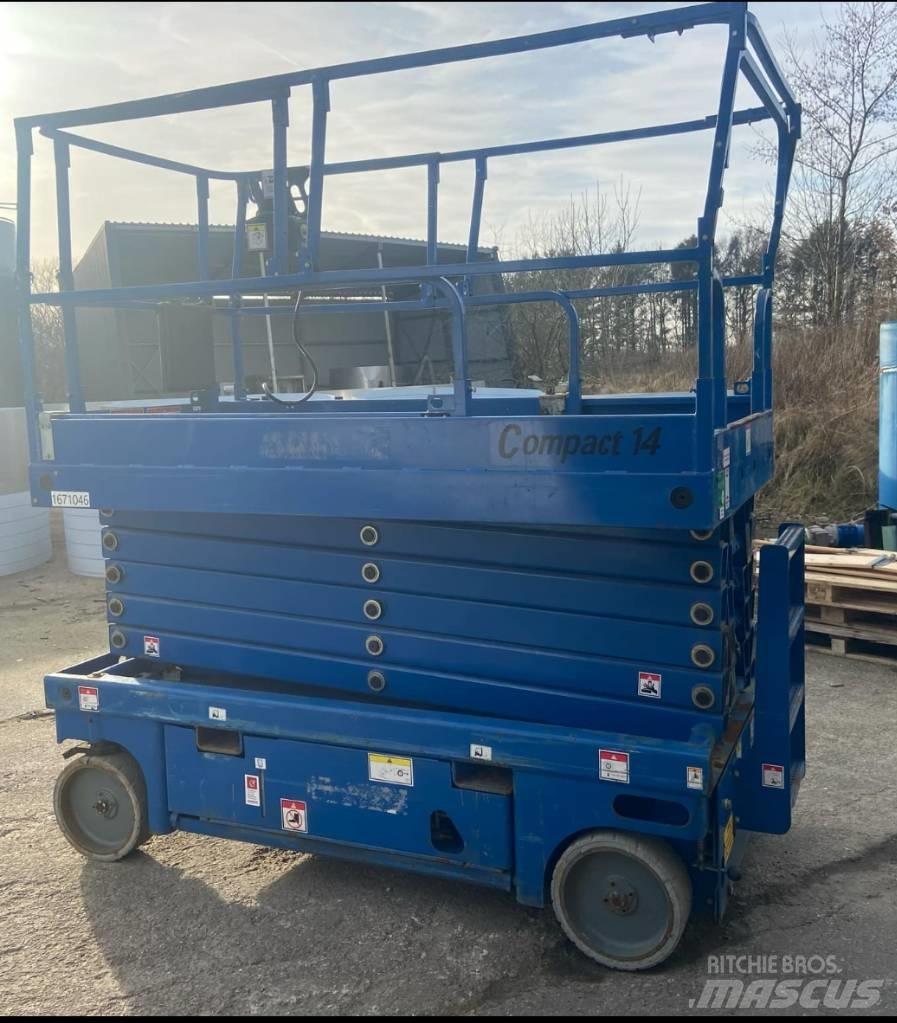 Haulotte Compact 14 Scissor lifts
