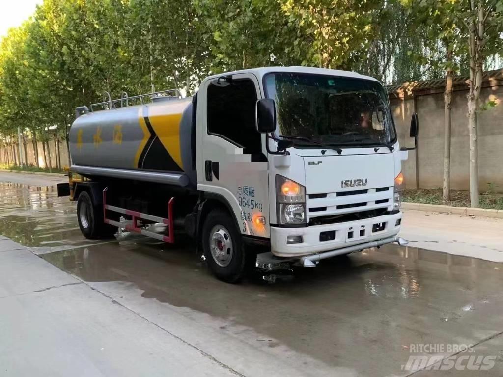 Isuzu ELF 200 Water bowser