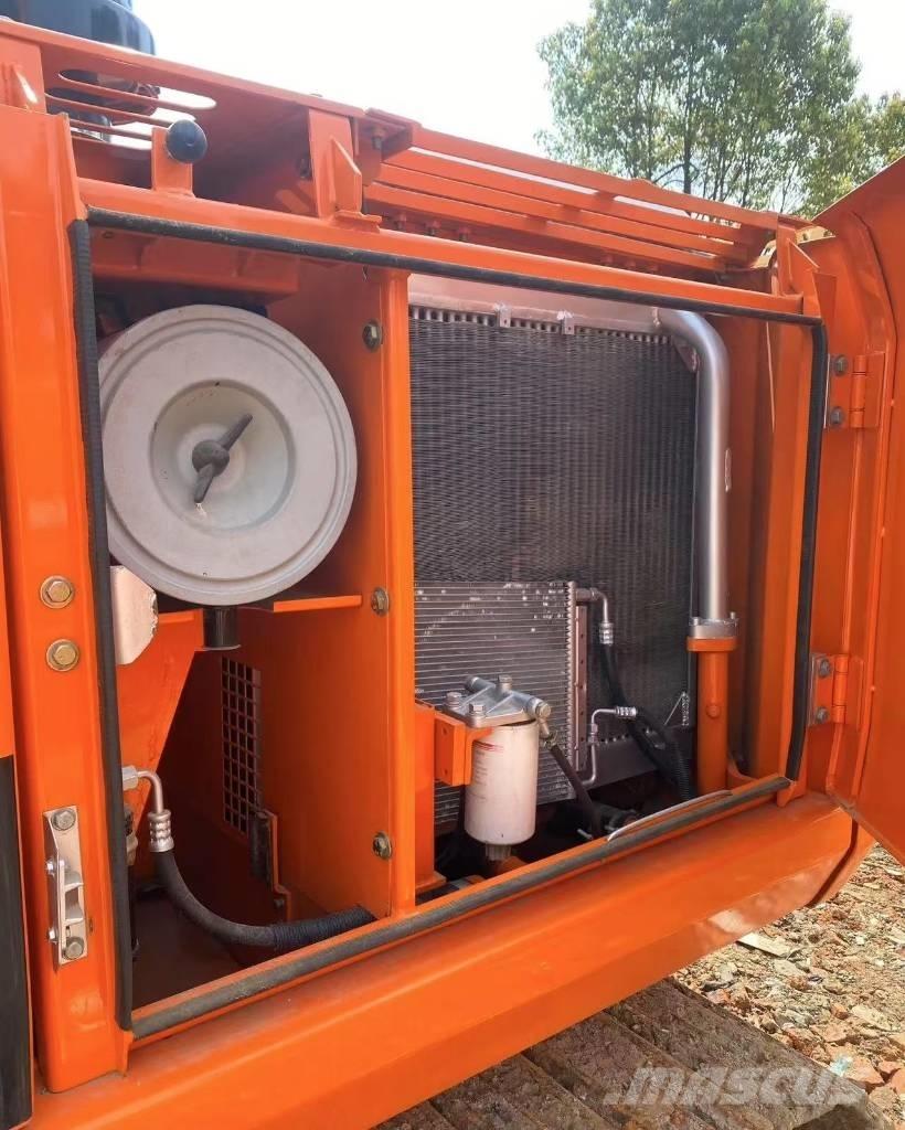 Doosan 150 Crawler excavators