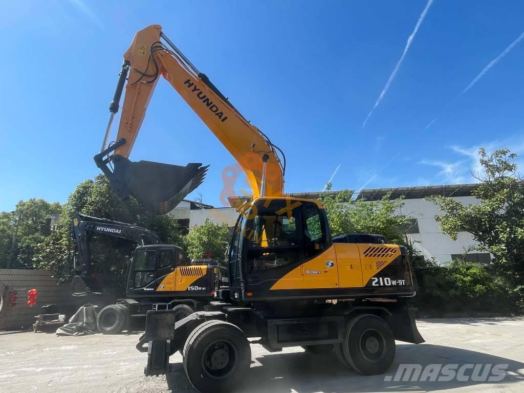 Hyundai R210W-9 Wheeled excavators