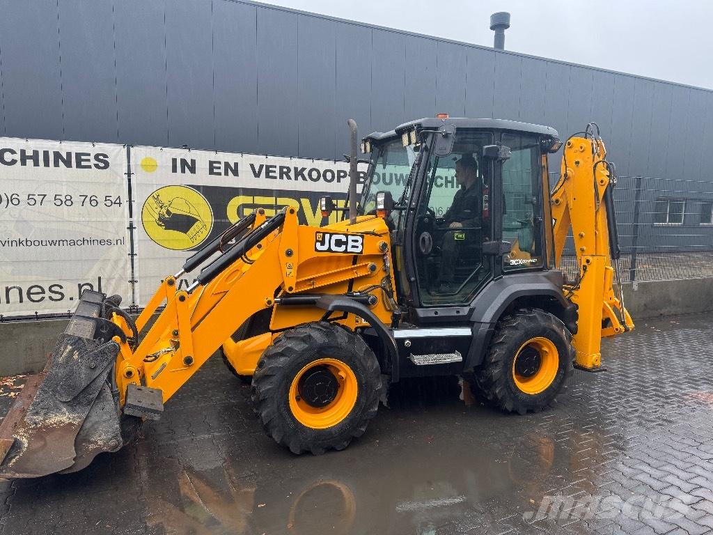 JCB 3CX compact Backhoe