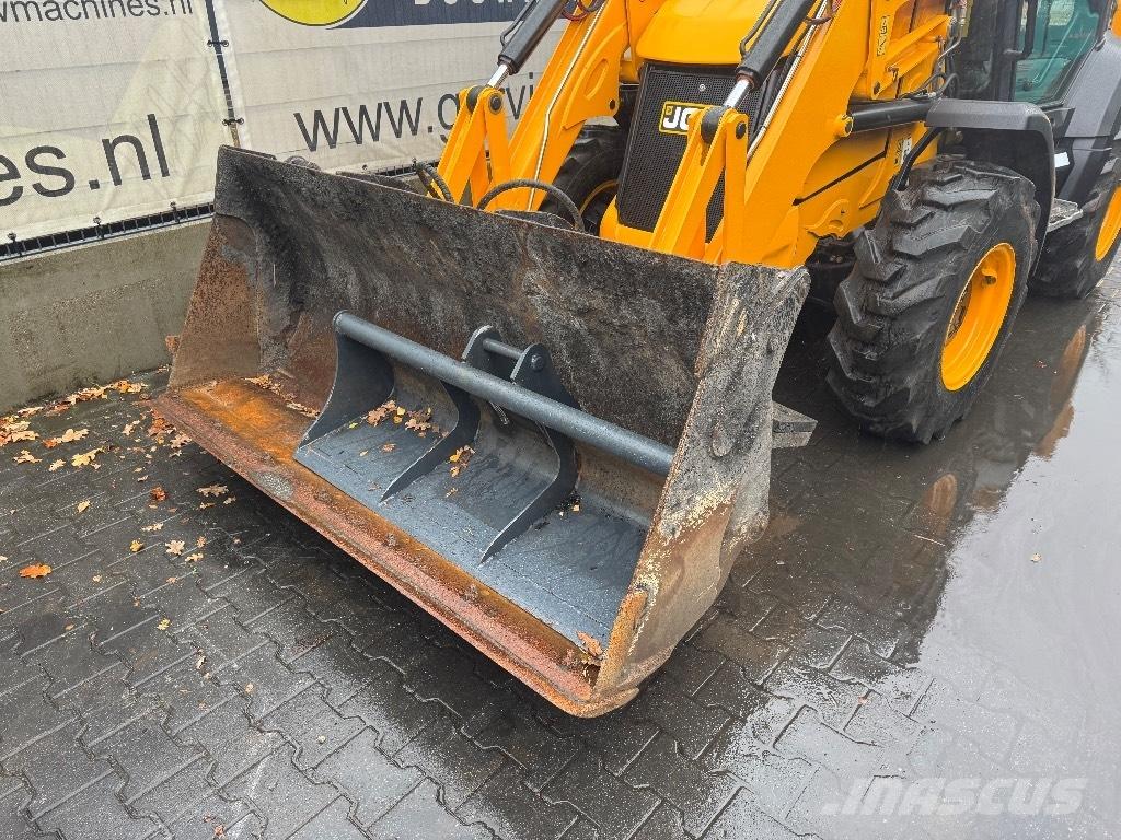 JCB 3CX compact Backhoe