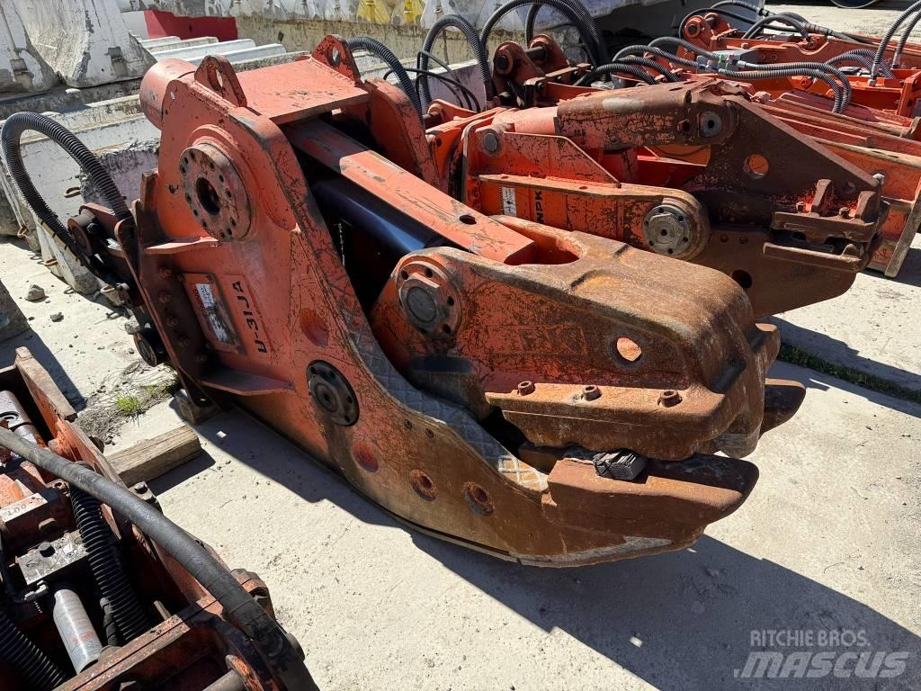 NPK U-31JXA Crushers