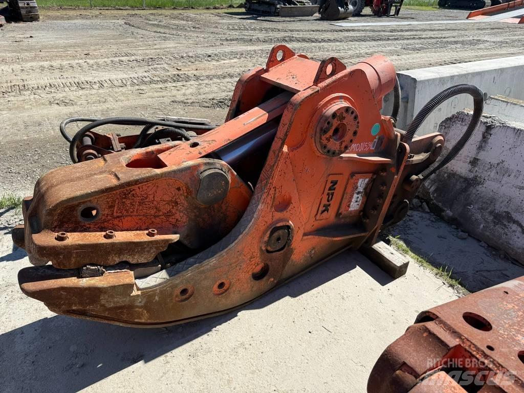 NPK U-31JXA Crushers