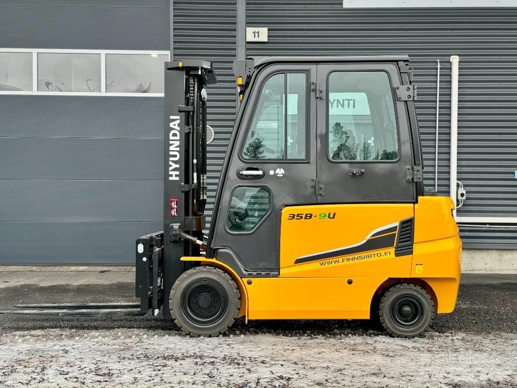 Hyundai 35B-9U Electric forklift trucks