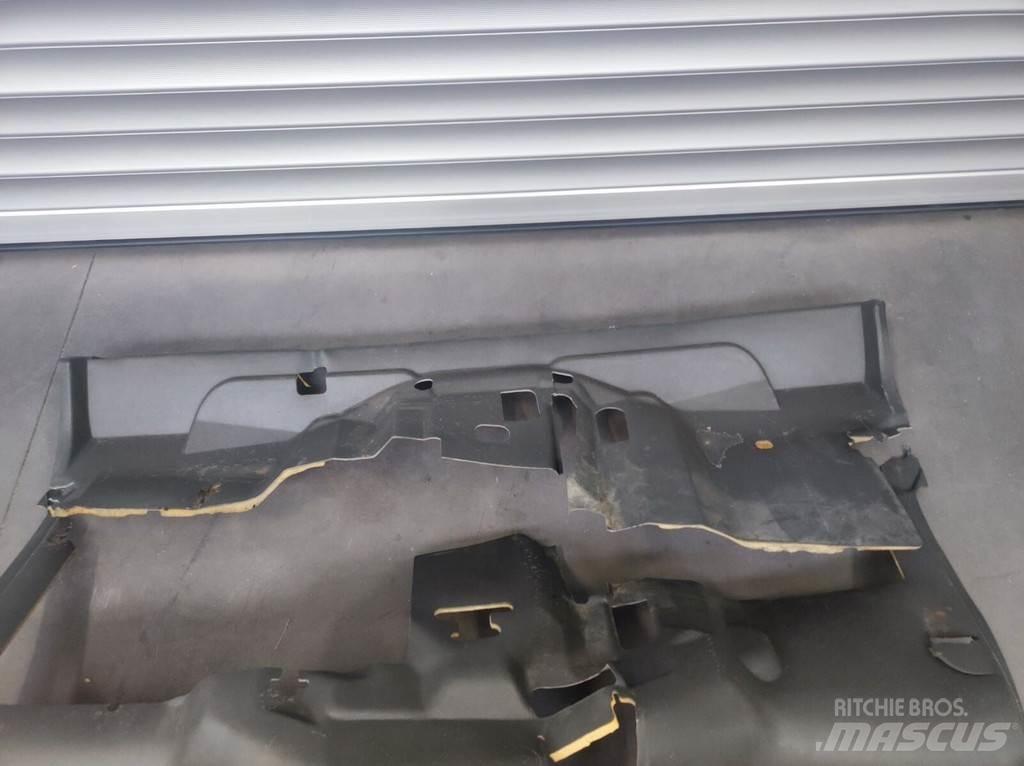 Nissan Floor Mat Cabins and interior