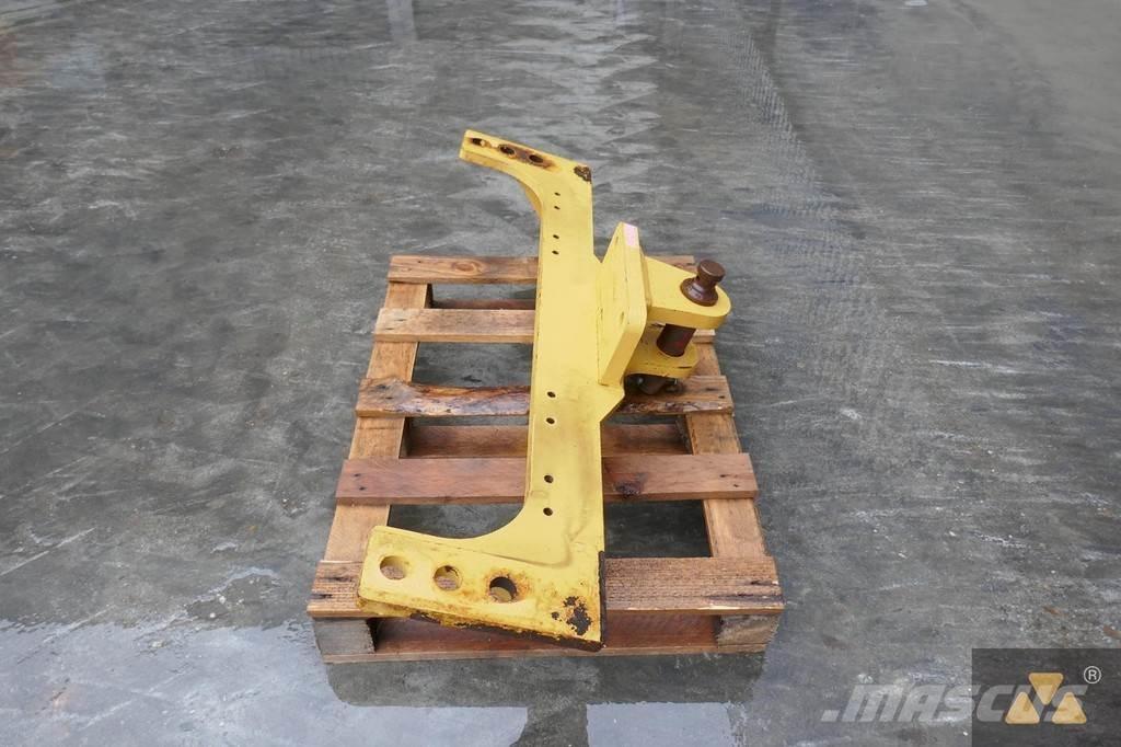 CAT 140M Drawbar Other components