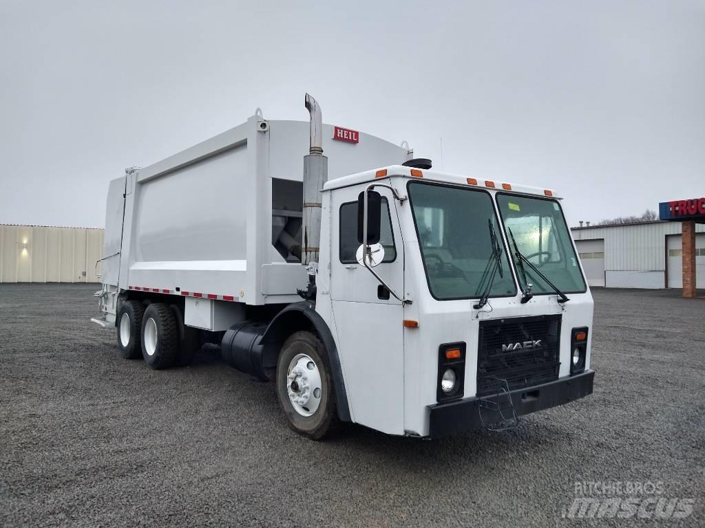 Mack LE613 Waste trucks