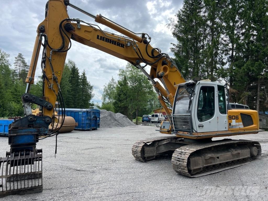 Liebherr R 906 LC Crawler excavators