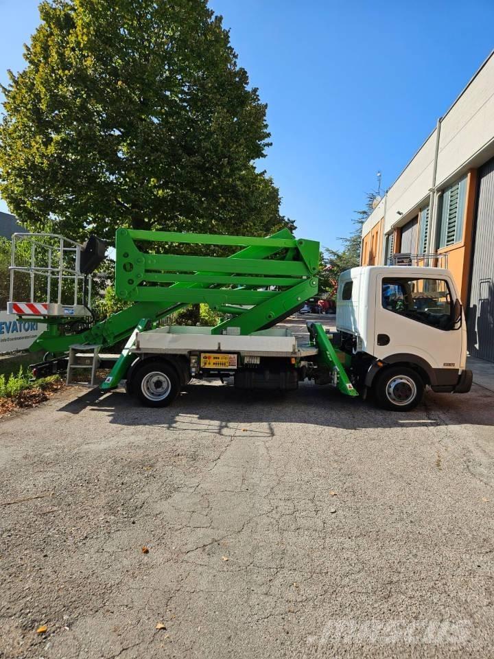 Isoli PNT 205 Truck mounted platforms