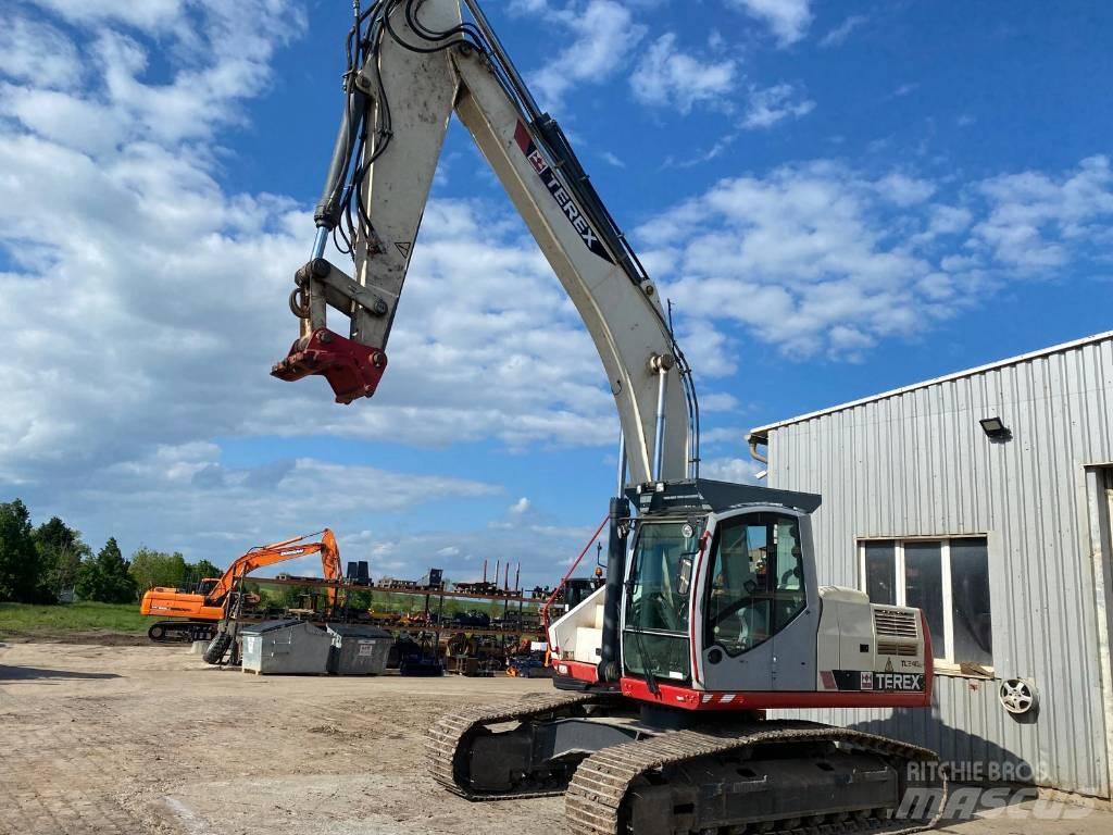 Terex TC240LC Crawler excavators