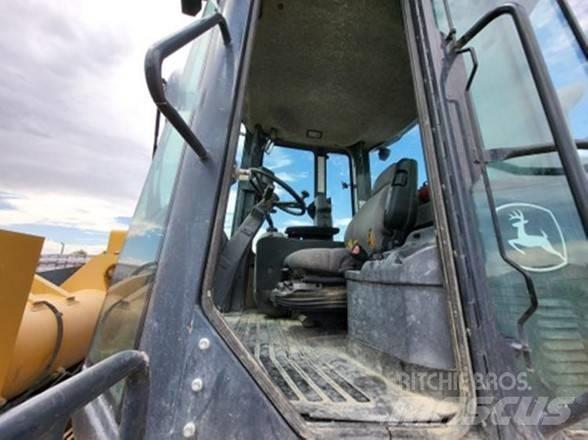 John Deere 624K Wheel loaders