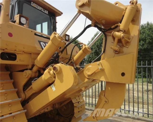 CAT D 8 R Crawler dozers