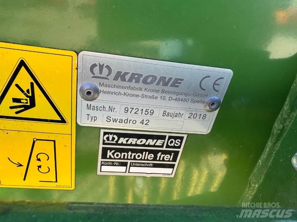 Krone SWADRO 420 Windrowers