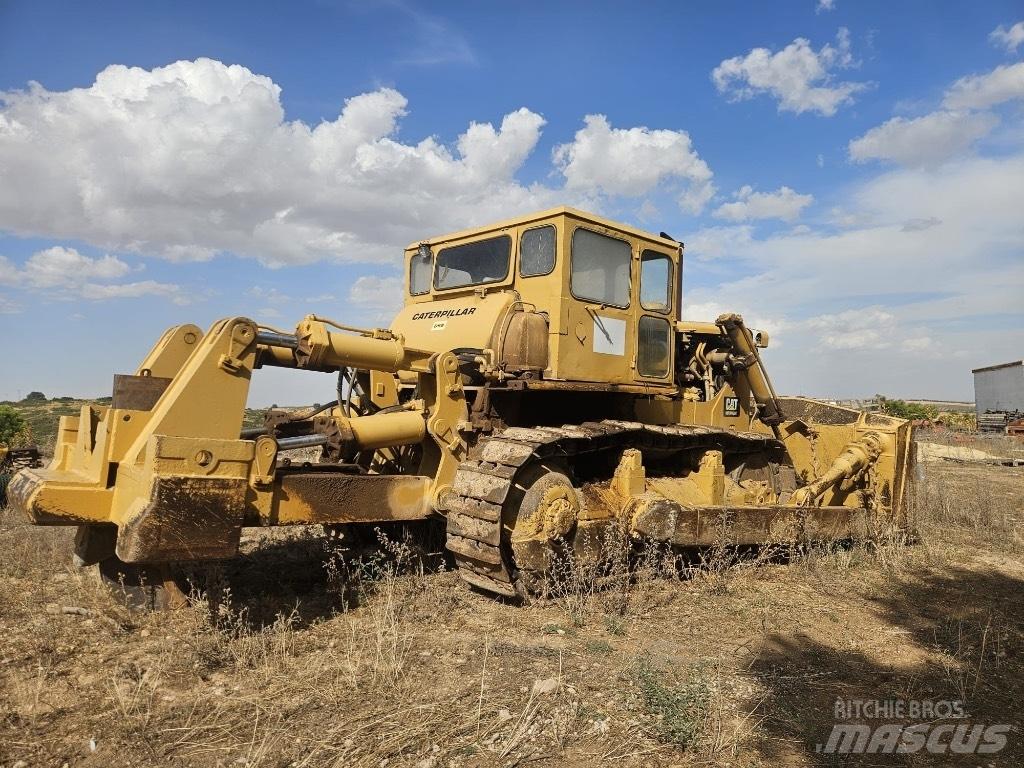 CAT D 9 G Crawler dozers