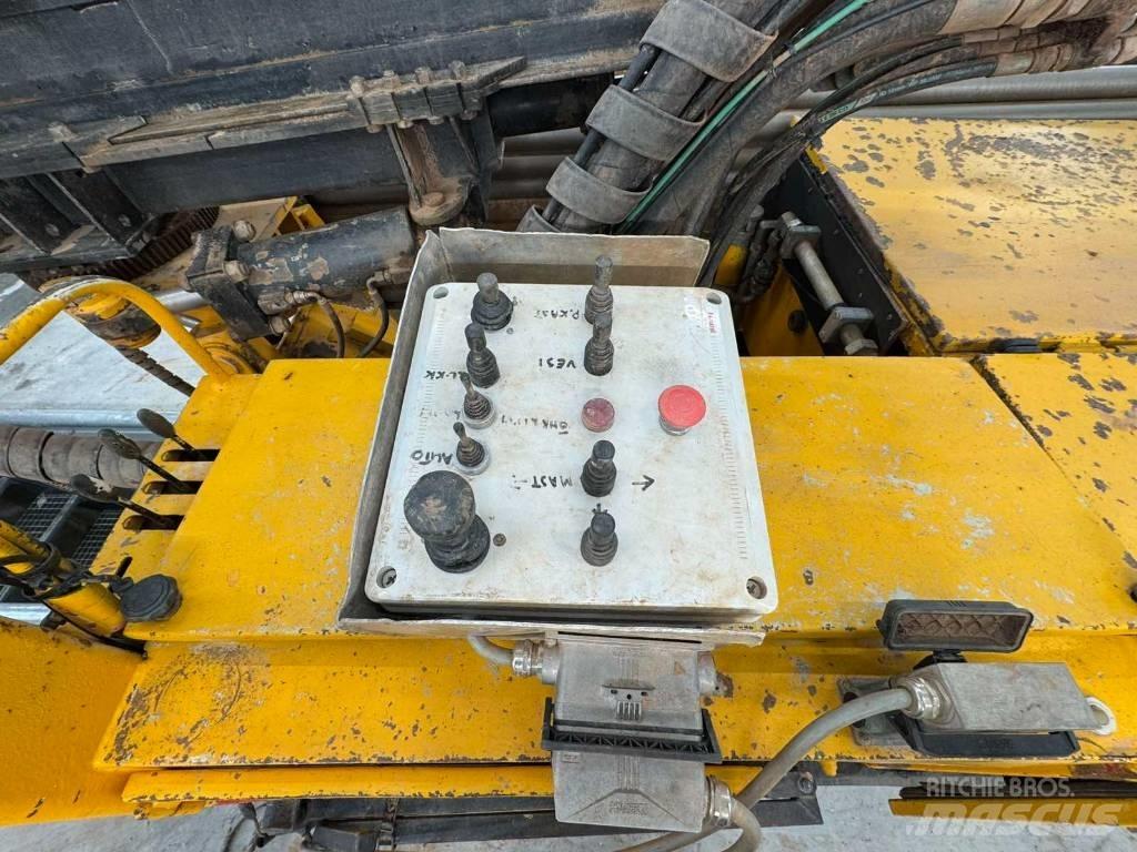 Nemek 407 RT Waterwell drill rigs