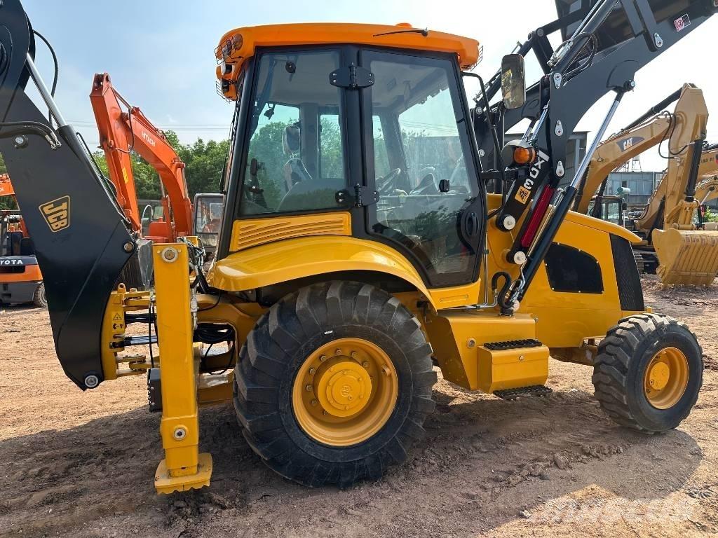 JCB 3 CX Backhoe