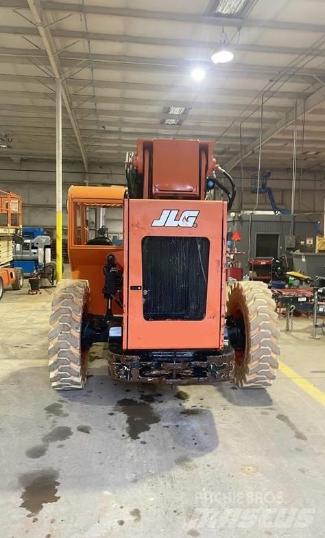 SkyTrak 10054 Telescopic handlers