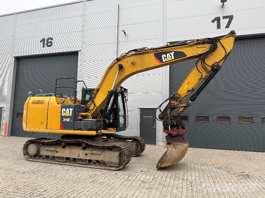 CAT 318 E L Crawler excavators