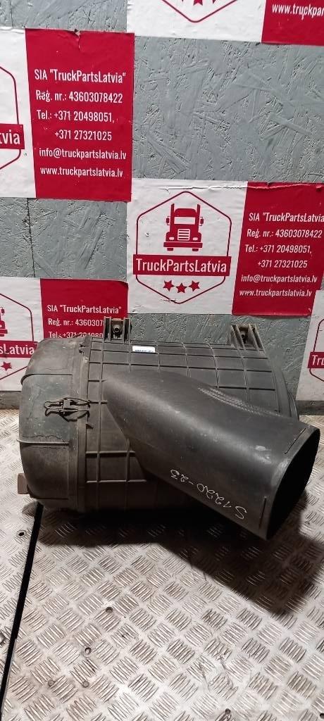 Scania G 400   1870001 Cabins and interior