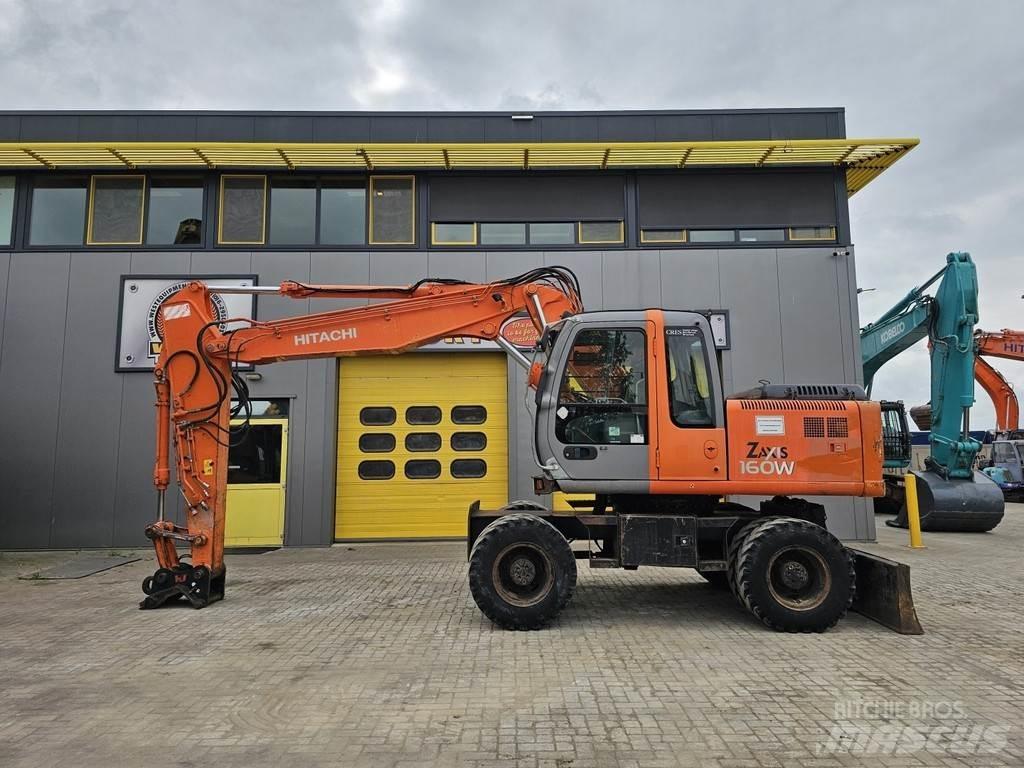 Hitachi ZX160W Wheeled excavators