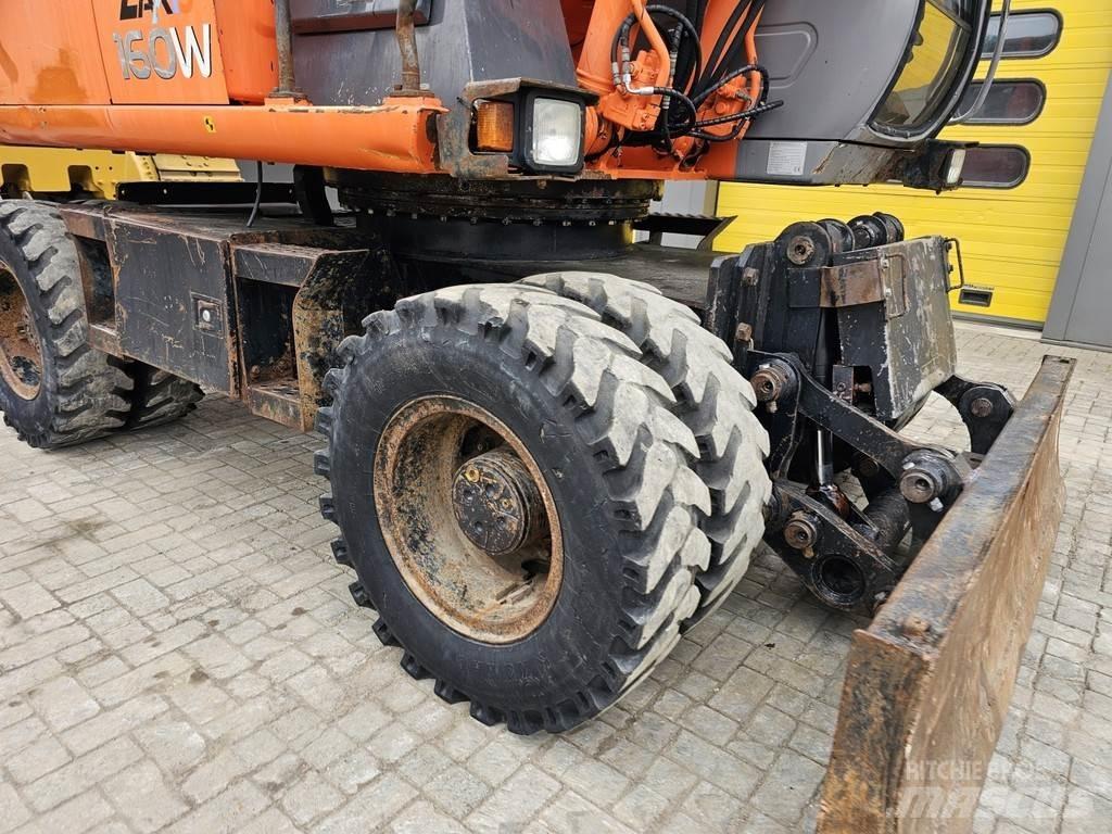 Hitachi ZX160W Wheeled excavators