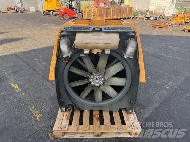Liebherr L 556 Radiators