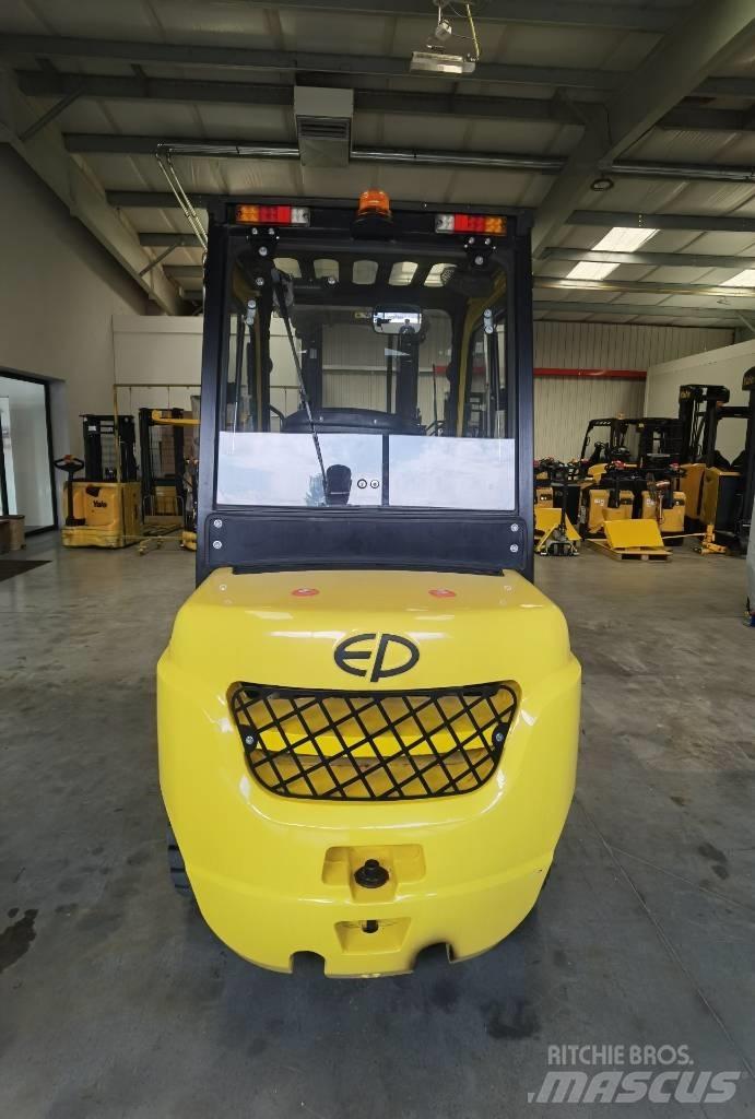 EP CPCD25T8 Diesel trucks
